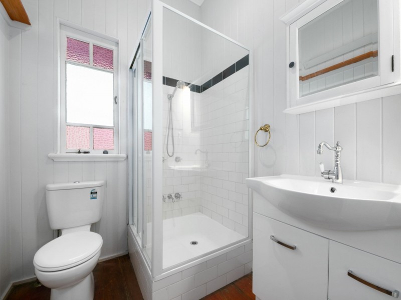 187 Cornwall Street, Greenslopes QLD 4120