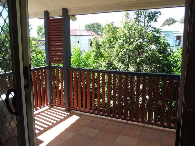 2/5 Brier Street, Moorooka QLD 4105