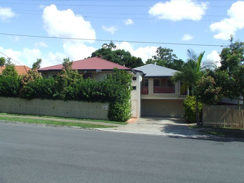 2/5 Brier Street, Moorooka QLD 4105