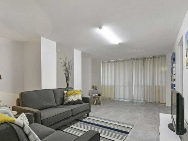 19 Vasey Street, Moorooka QLD 4105