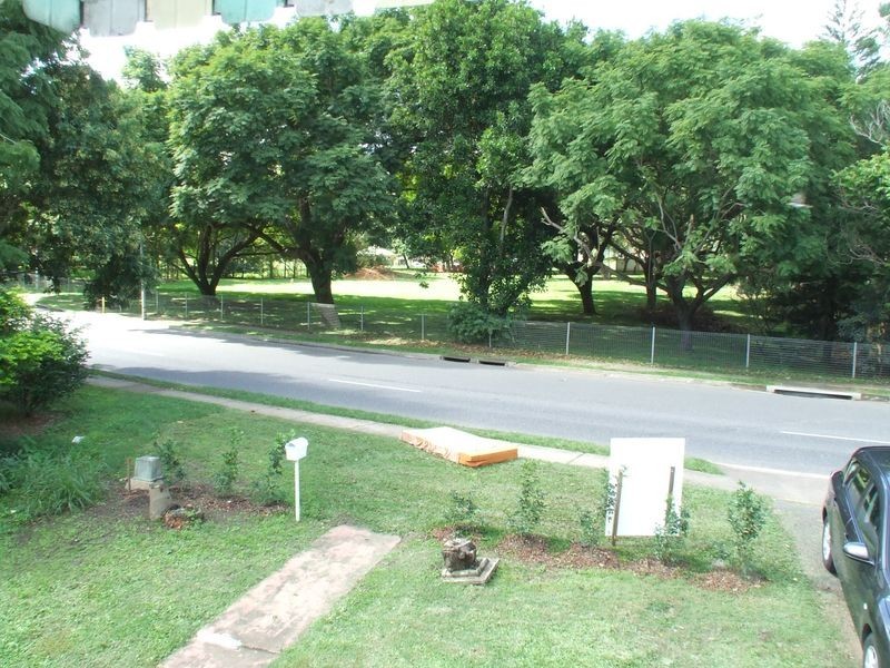 91 Fairfield Road, Fairfield QLD 4103