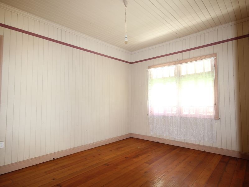 18 Harrowby Street, Corinda QLD 4075