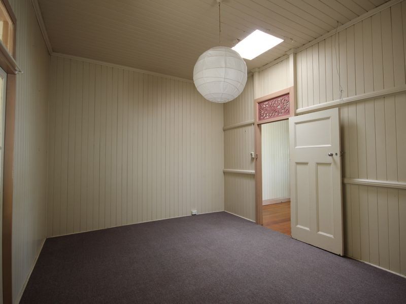 18 Harrowby Street, Corinda QLD 4075