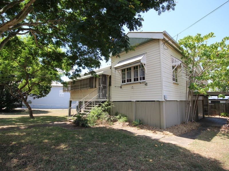 18 Harrowby Street, Corinda QLD 4075