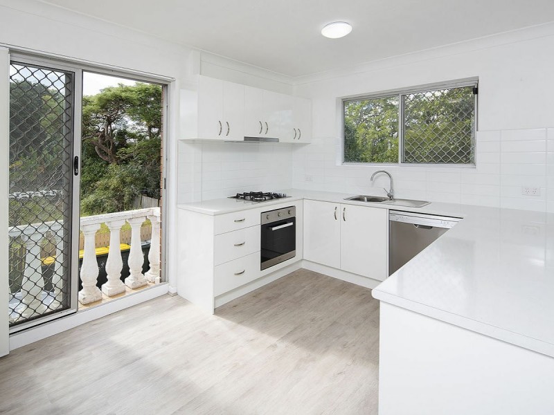 4/88 Victoria Terrace, Greenslopes QLD 4120