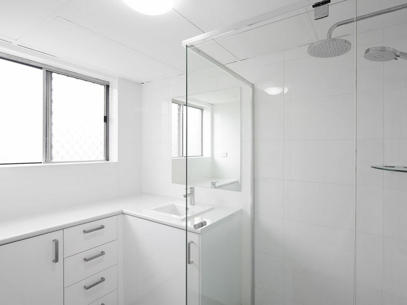 4/88 Victoria Terrace, Greenslopes QLD 4120