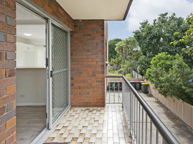 4/88 Victoria Terrace, Greenslopes QLD 4120