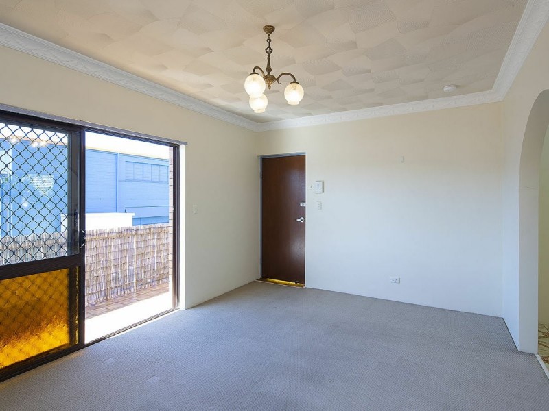 2/198 Juliette Street, Greenslopes QLD 4120