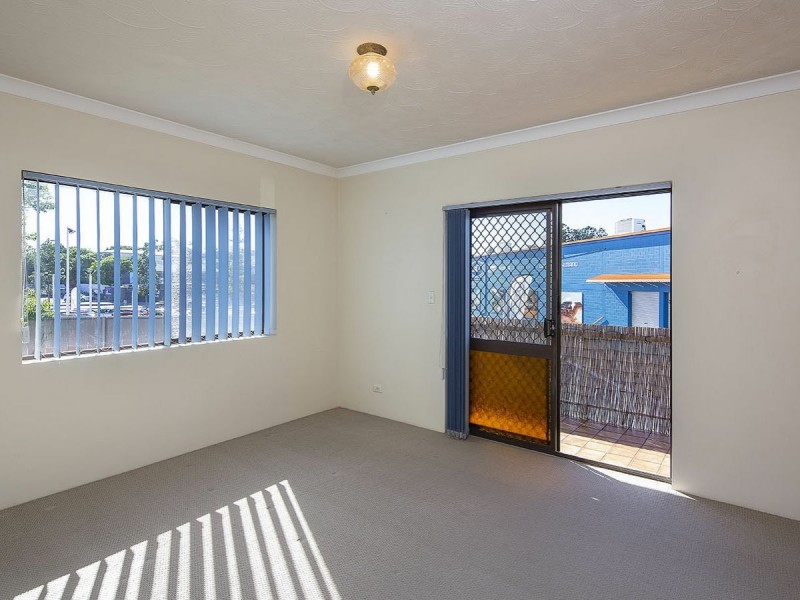 2/198 Juliette Street, Greenslopes QLD 4120
