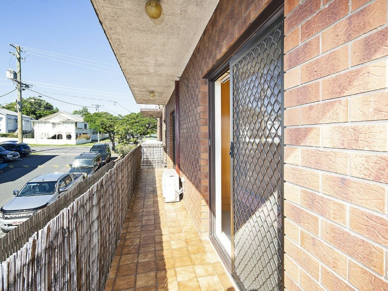 2/198 Juliette Street, Greenslopes QLD 4120