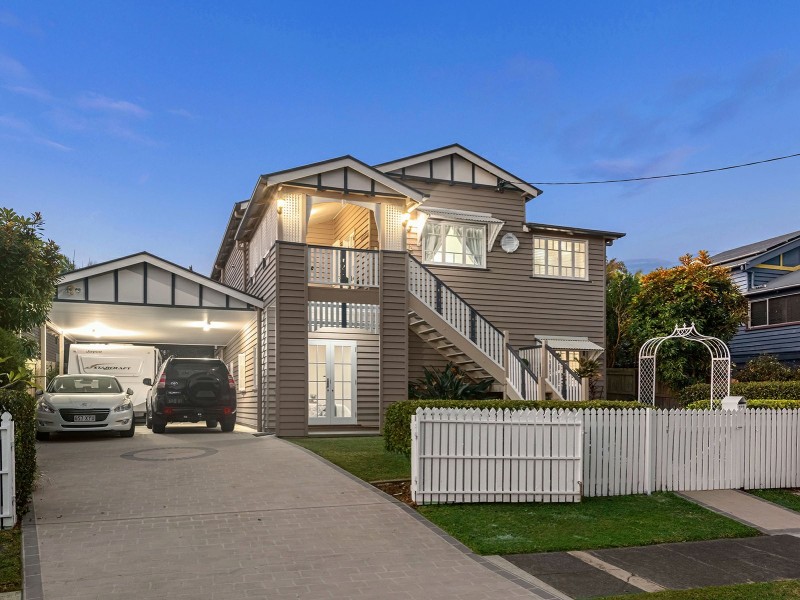 127 Ashby Street, Fairfield QLD 4103