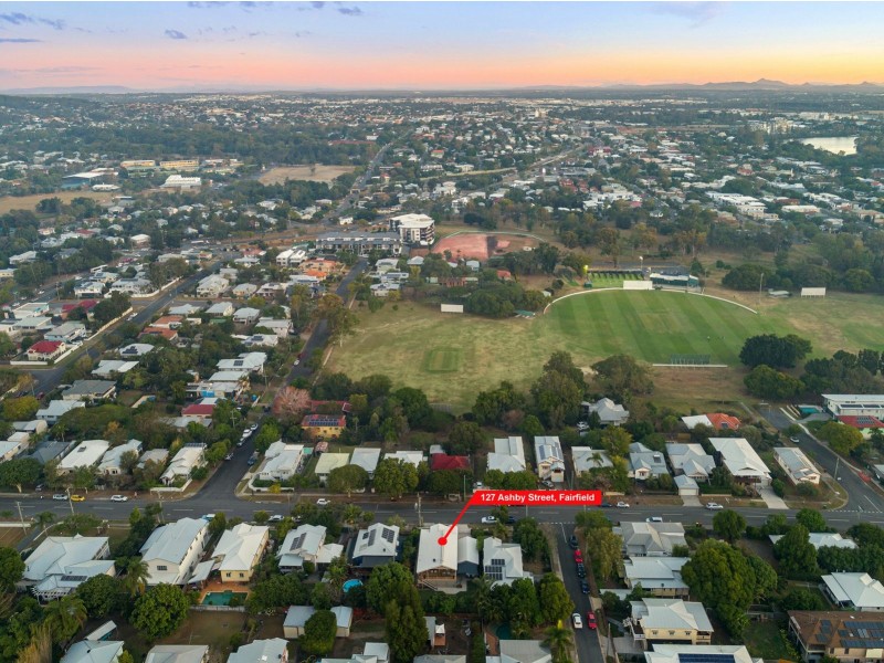 127 Ashby Street, Fairfield QLD 4103