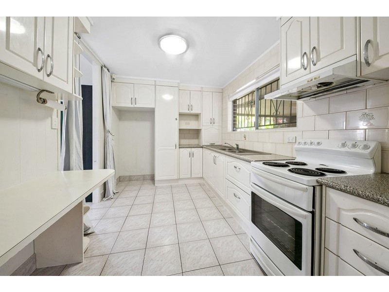 15 Ursa Street, Inala QLD 4077