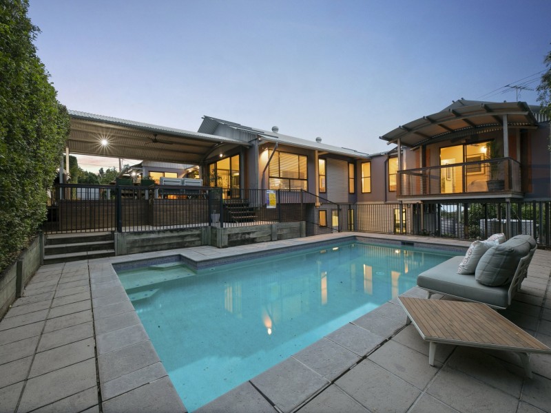 1 Orsova Road, Yeronga QLD 4104