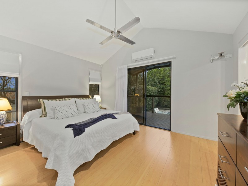 1 Orsova Road, Yeronga QLD 4104