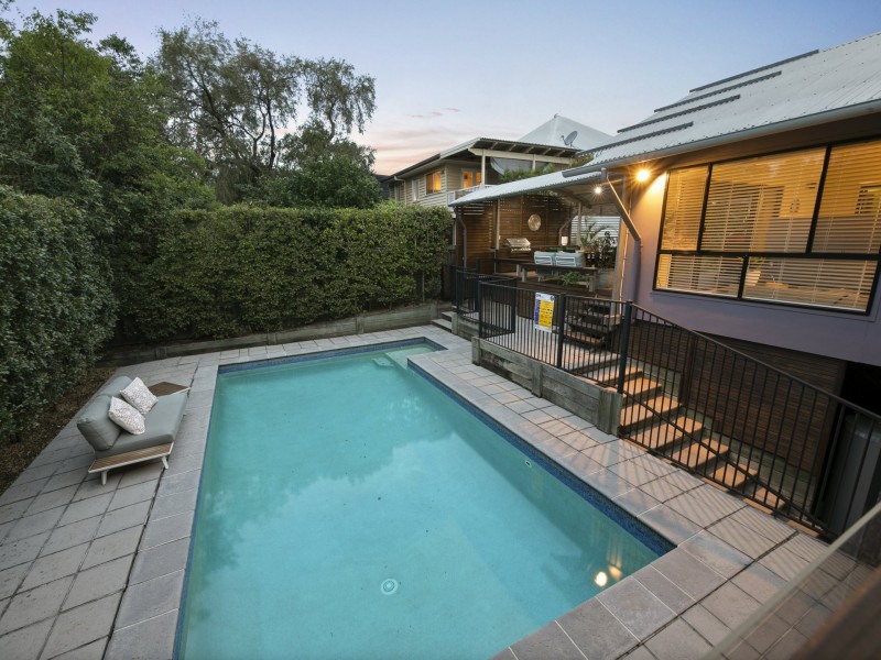 1 Orsova Road, Yeronga QLD 4104