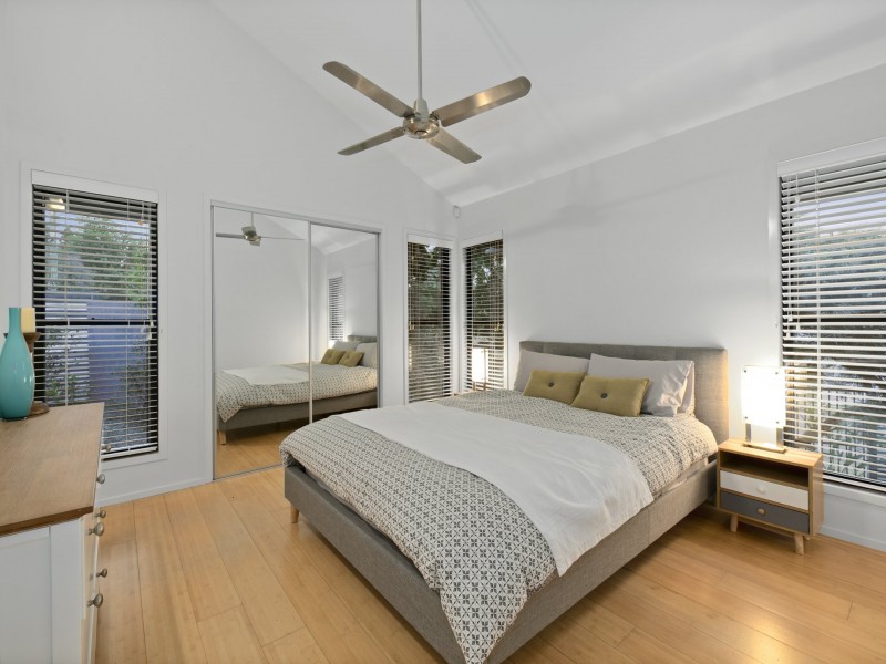 1 Orsova Road, Yeronga QLD 4104