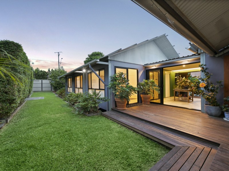 1 Orsova Road, Yeronga QLD 4104