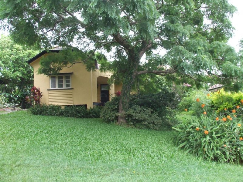 10 Glencoe Avenue, Tarragindi QLD 4121