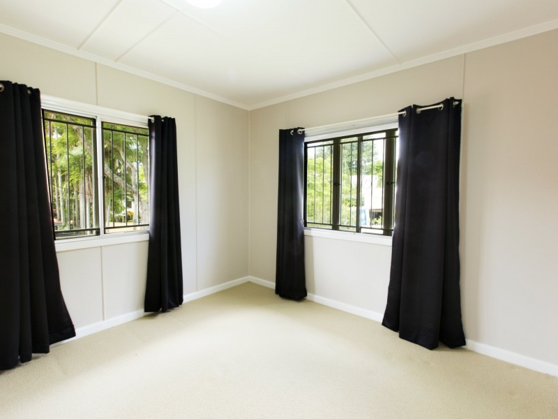 6 Yvonne  Street, Yeronga QLD 4104