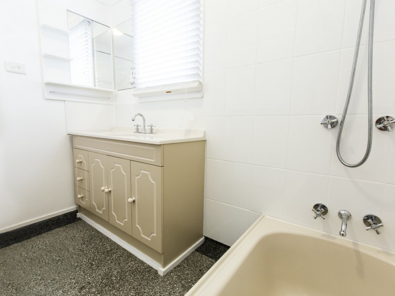 6 Yvonne  Street, Yeronga QLD 4104