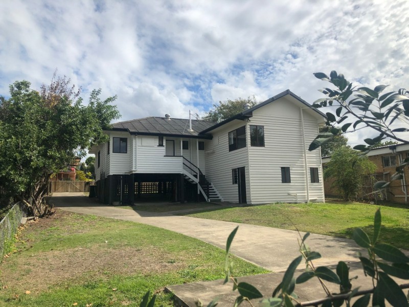 32 Shottery Street, Yeronga QLD 4104