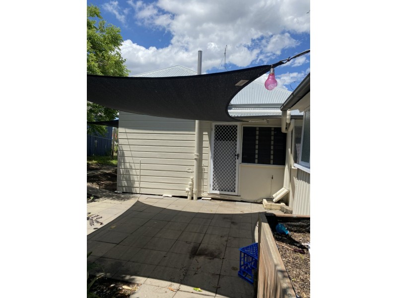 56 Lochaber Street, Dutton Park QLD 4102