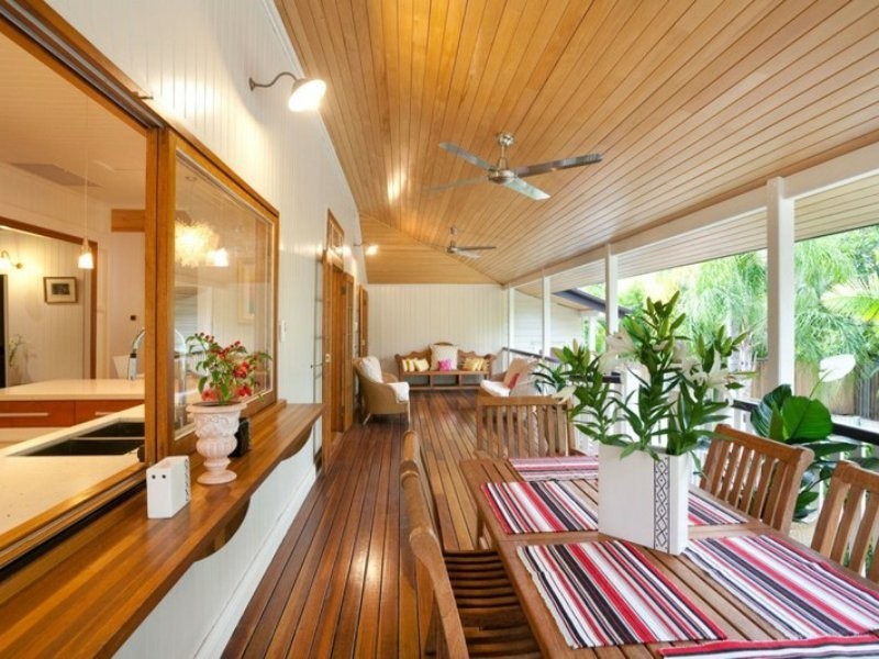 42 Neulans Road, Indooroopilly QLD 4068