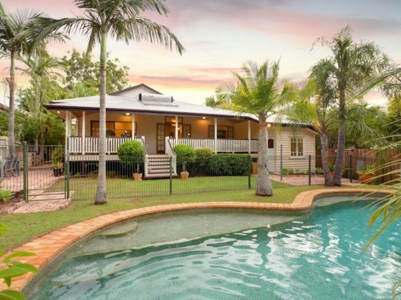 42 Neulans Road, Indooroopilly QLD 4068