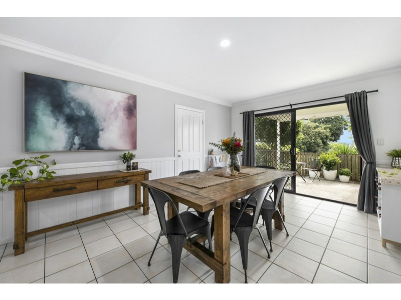 1/2 Tees Street, Yeerongpilly QLD 4105