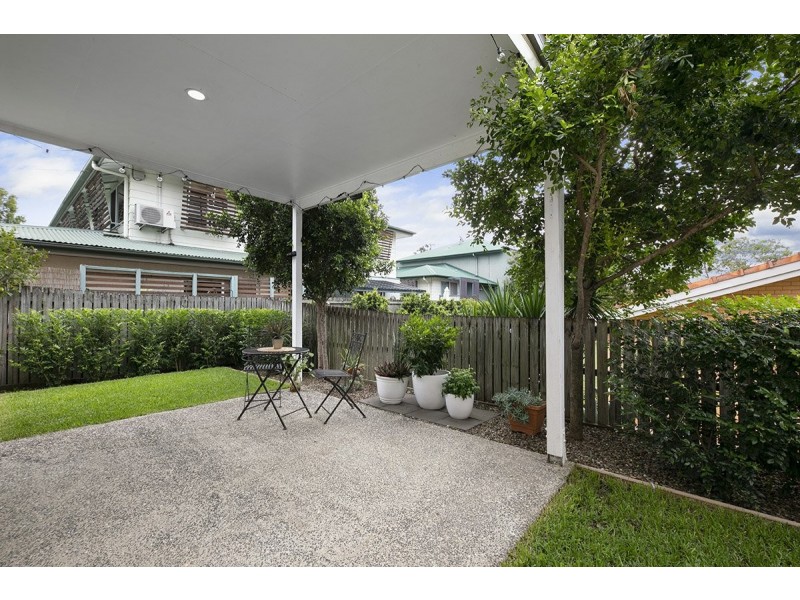 1/2 Tees Street, Yeerongpilly QLD 4105