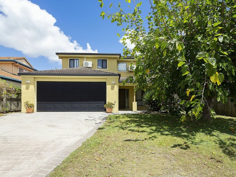 9 McNally Close, Seventeen Mile Rocks QLD 4073