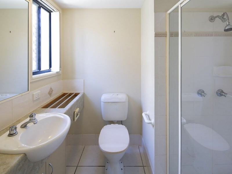 9 McNally Close, Seventeen Mile Rocks QLD 4073
