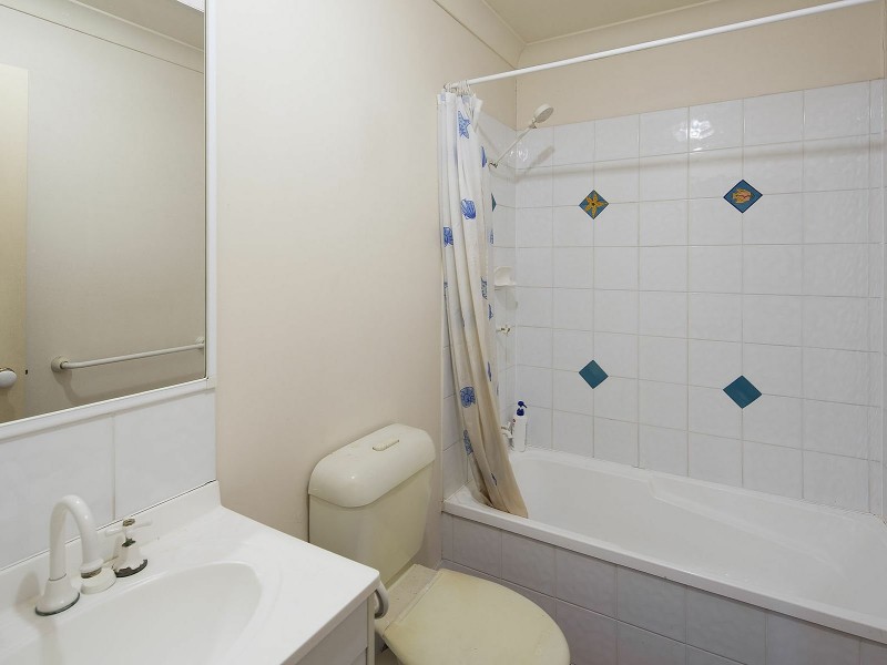 3/10 Redarc Street, Fairfield QLD 4103