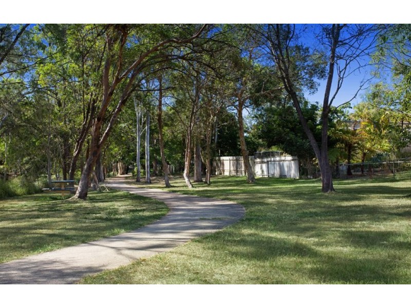 17 Oberon Street, Morningside QLD 4170