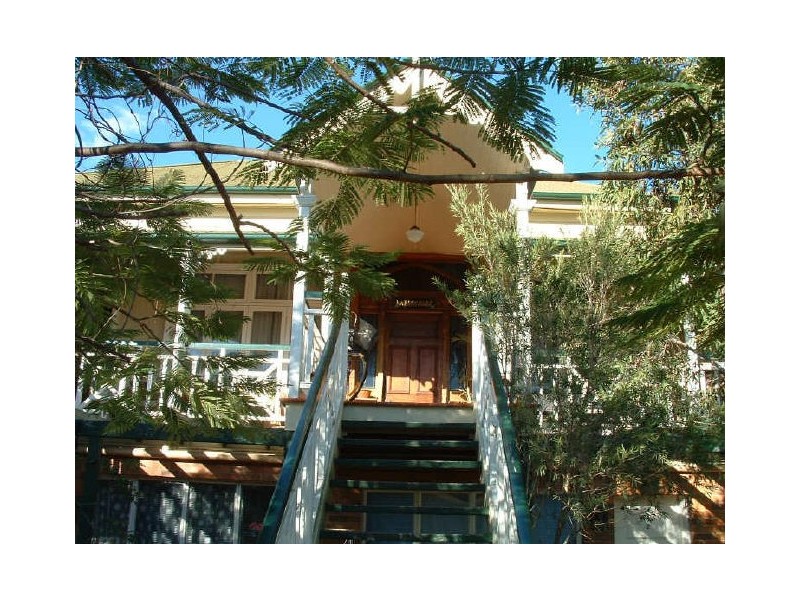 3/162 Park Road, Yeronga QLD 4104