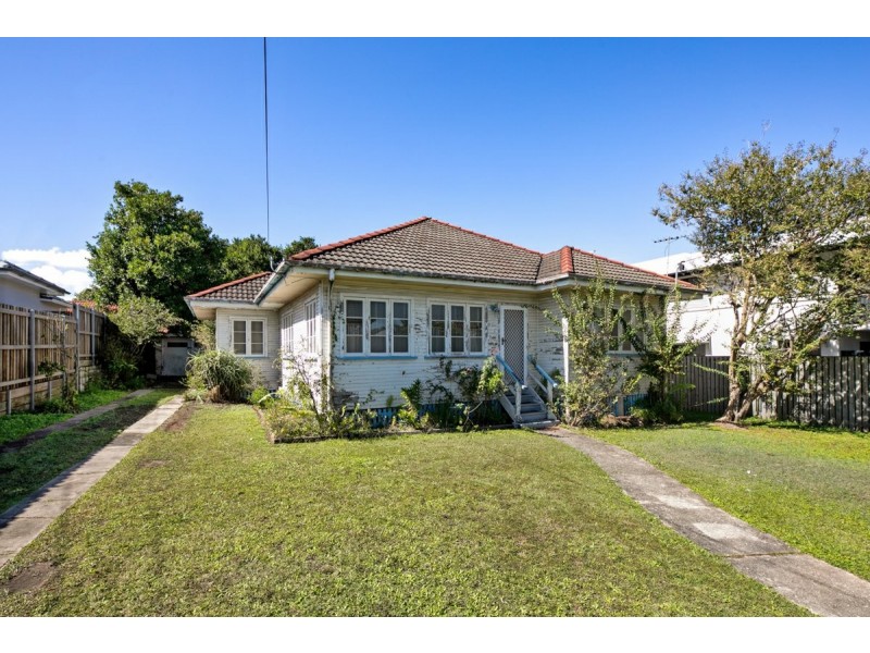 105 Dickenson Street, Carina QLD 4152