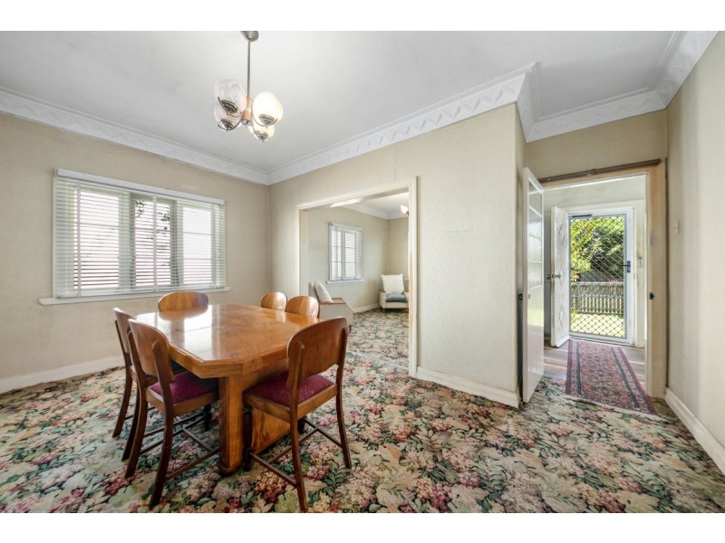 105 Dickenson Street, Carina QLD 4152