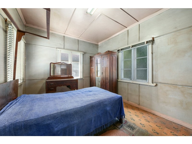 105 Dickenson Street, Carina QLD 4152