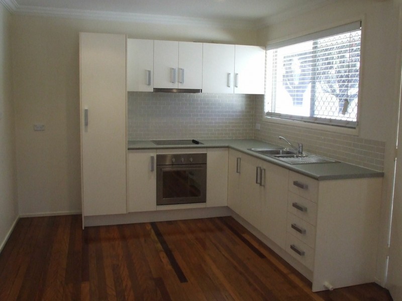 1/7 Woodville Place, Annerley QLD 4103