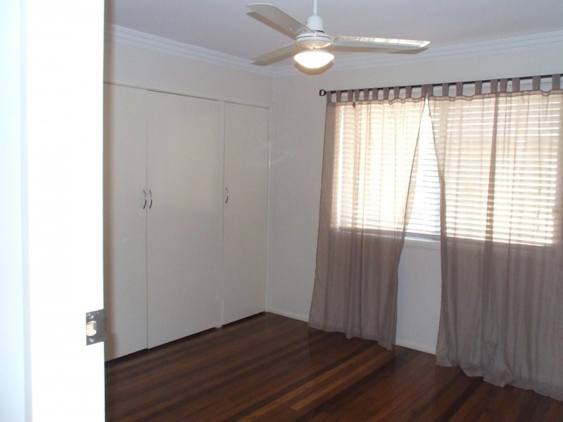 1/7 Woodville Place, Annerley QLD 4103