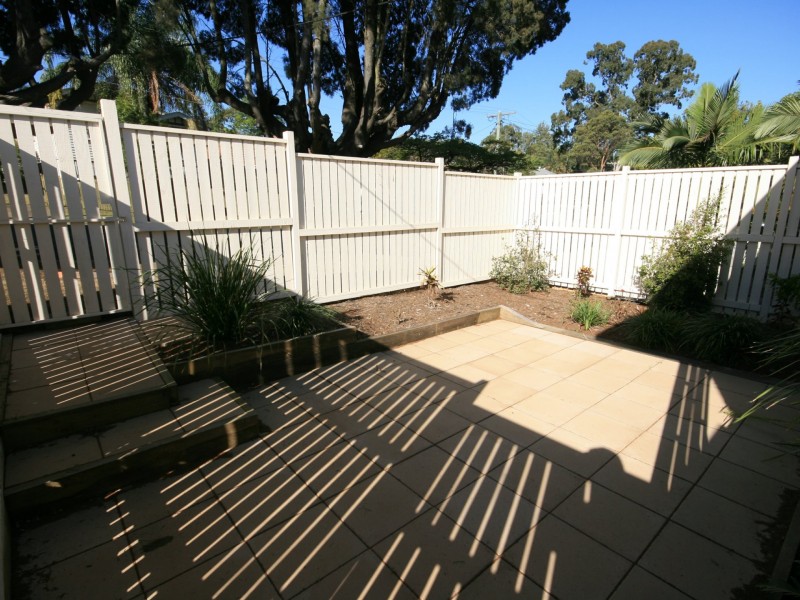 1/7 Woodville Place, Annerley QLD 4103