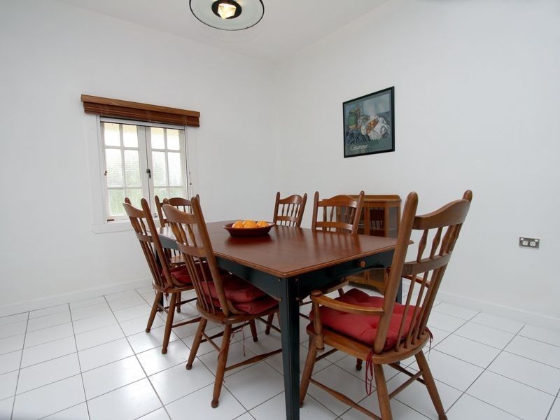 25 Stimpson Street, Fairfield QLD 4103