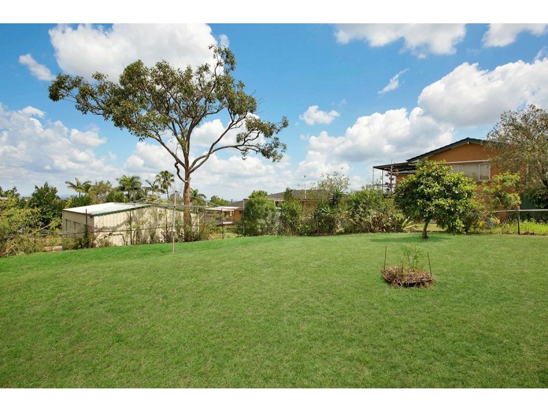 110 Fegen Drive, Moorooka QLD 4105