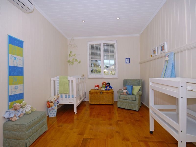 19 Green Street, Yeerongpilly QLD 4105