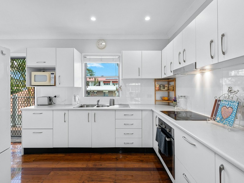 104 Brisbane Corso, Fairfield QLD 4103