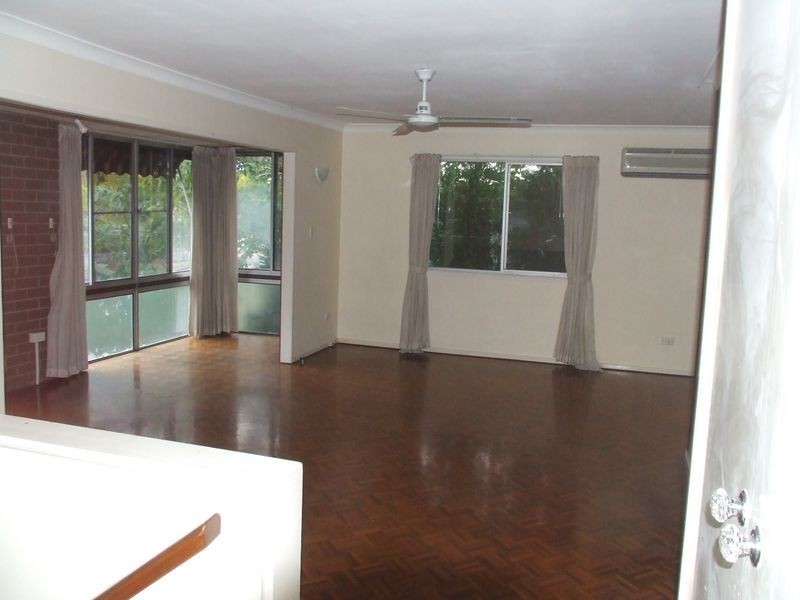 27 Hamel Road, Holland Park West QLD 4121