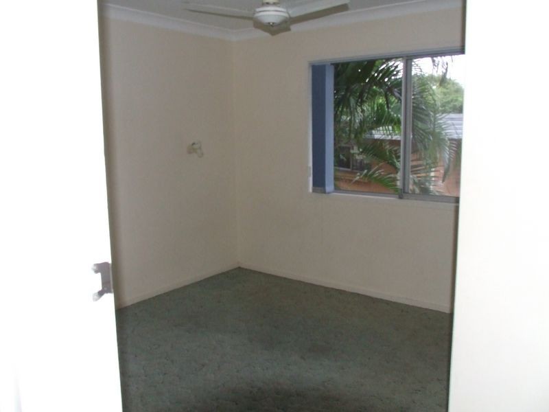 27 Hamel Road, Holland Park West QLD 4121