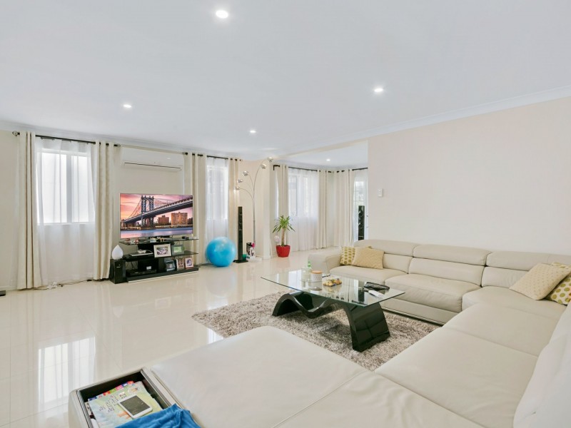 3 Orama Road, Yeronga QLD 4104