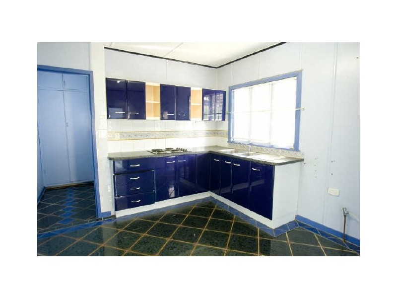 91 Fairfield Road, Fairfield QLD 4103